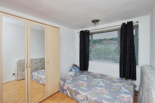 3 bed Semi-Detached for sale Image 10