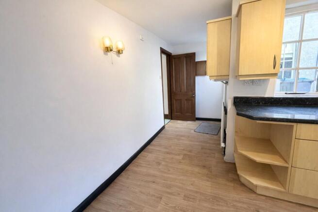 2 bed Terraced for sale Image 7