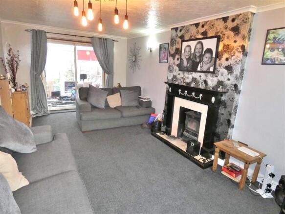 Lounge/Sitting Room