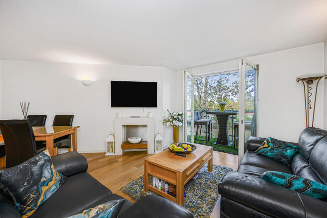 Regency Court, High Road, South Woodford, Redbridge, London photo 4