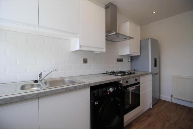 Kitchen 2 .jpg