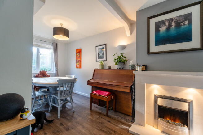 3 bed Semi-Detached for sale Image 7
