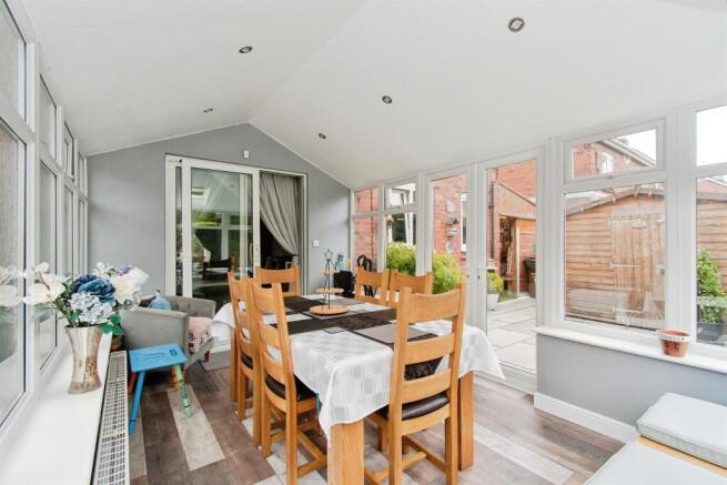 3 bed Semi-Detached for sale Image 7