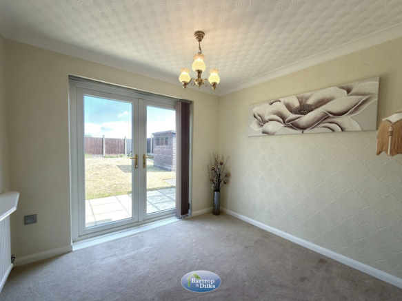 3 bed Detached Bungalow for sale Image 12