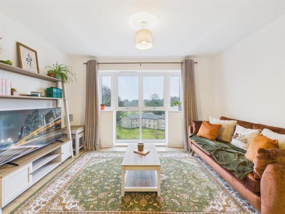 Open Plan Lounge/Kitchen