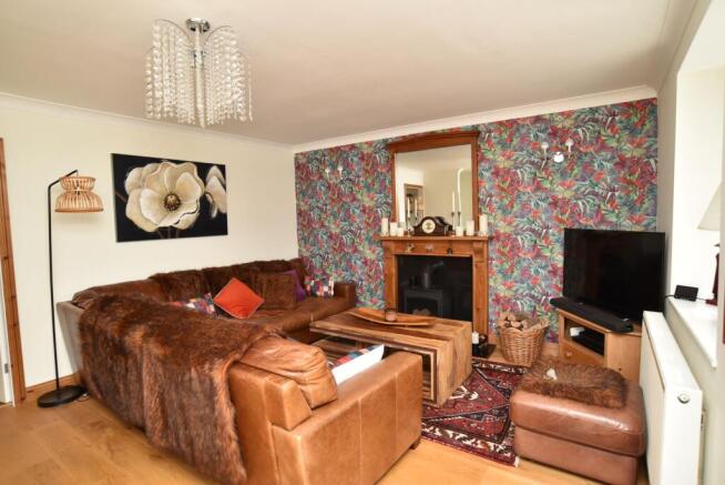 3 bed Town House for sale Image 4