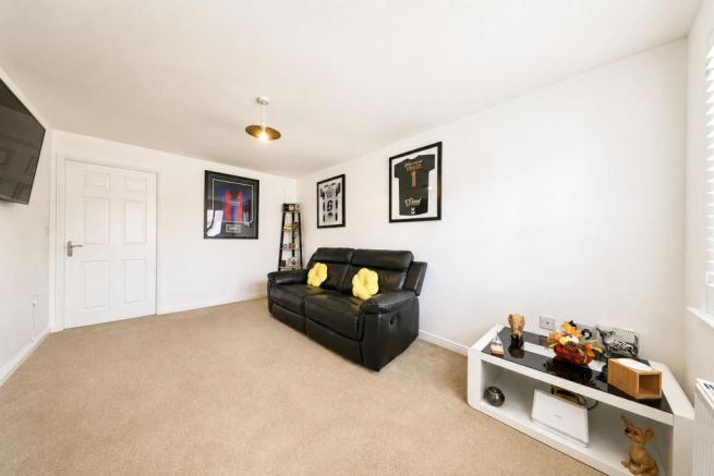 2 bed Semi-Detached for sale Image 6