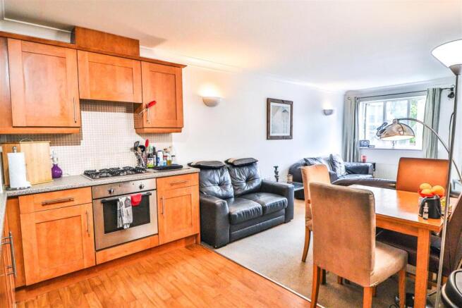 OPEN PLAN KITCHEN/LIVING AREA