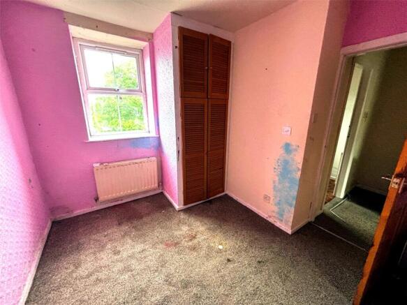 2 bed Terraced for sale Image 5