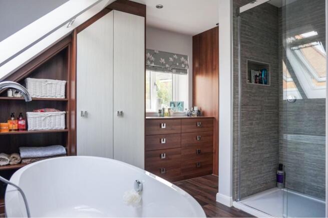 Master En-suite