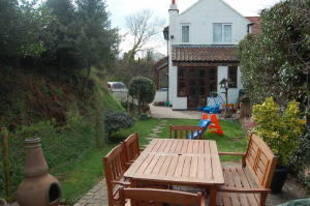 Photo 11