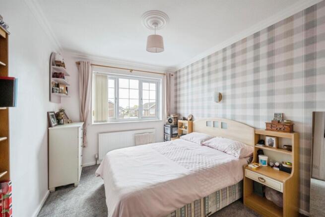 3 bed Detached for sale Image 11