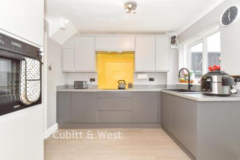 Woodsedge, Waterlooville, Hampshire