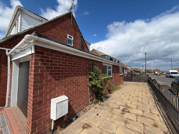 3 bed Semi-Detached for sale Image 12