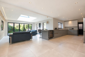 4, Webbs Home Close, Middleton, Milton Keynes MK10 9GD