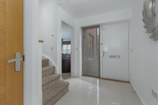 Hallway-1.jpg