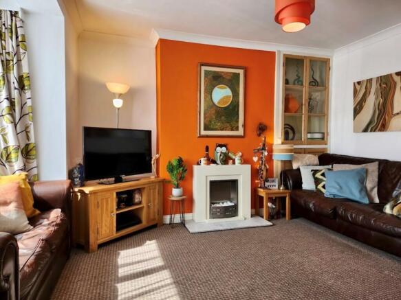 16 Skelmuir Rd  (11)