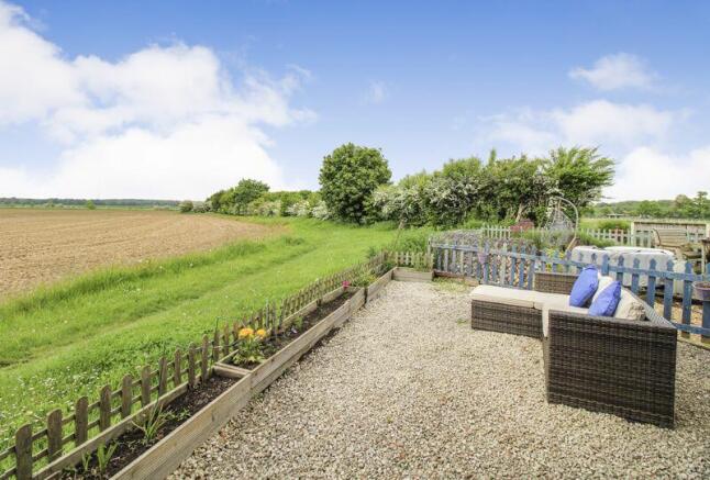 "Secret Garden" And View
