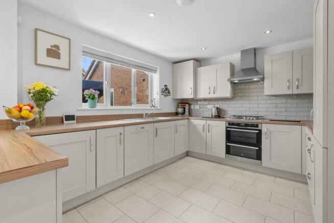 Modern Kitchen Diner