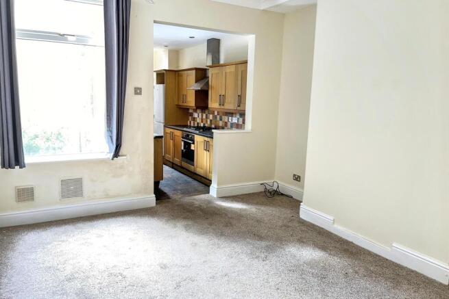 39 Clarence Road, Worksop, Nottinghamshire, S80 1QB