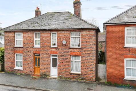 London Road, Hailsham, BN27