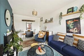 9, Lincoln Court, South Street, Lancing BN15 8AT