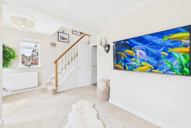 4 bed Semi-Detached for sale Image 6