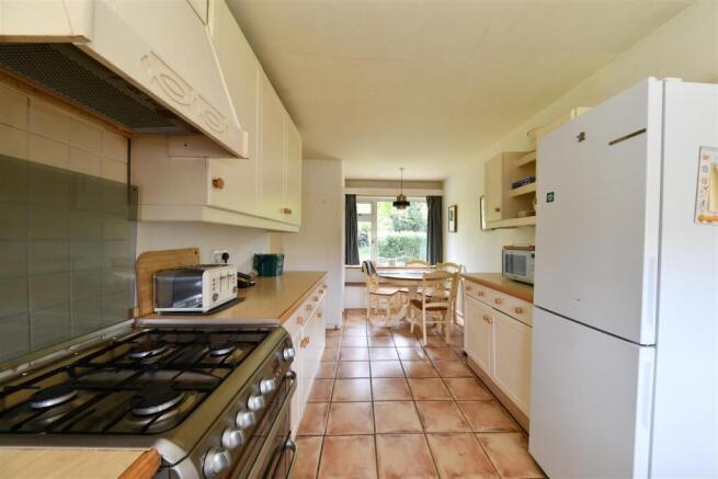 Whitney Drive, Stevenage photo 4