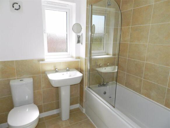 Family Bathroom 