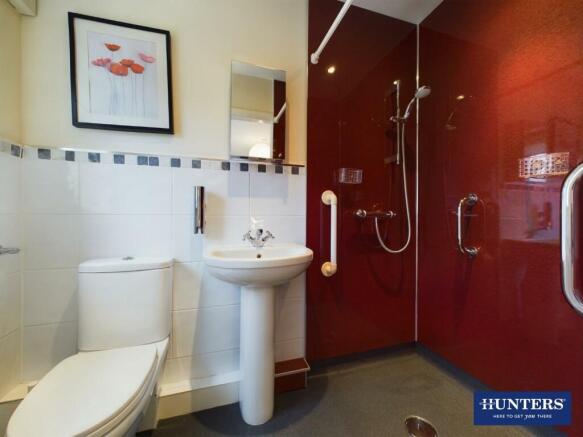 Master En-Suite