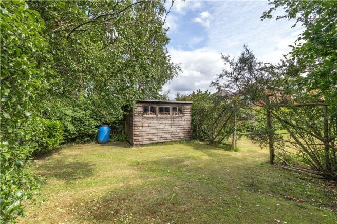 Garden Shed & Lawn