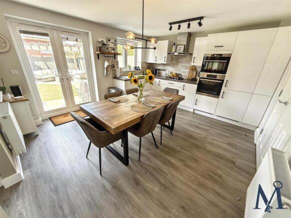 Kitchen Diner