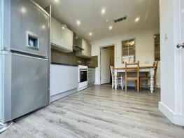 61, Hawthorn Road, London N18 1EY