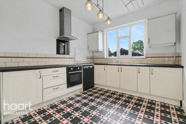 3 bed Detached for sale Image 11