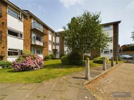 Flat 30, 16 Redwood Court, Lovelace Gardens, Surbiton KT6 6SN