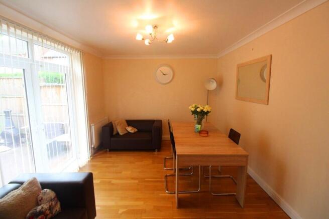 3 Dining Room.JPG