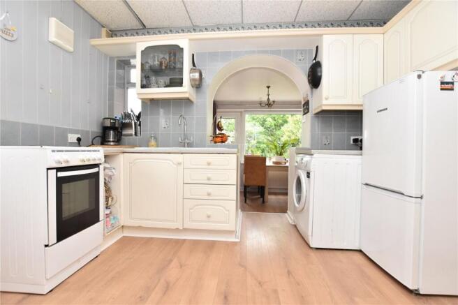 3 bed Semi-Detached for sale Image 4