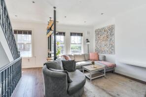 Flat A, 247, Queenstown Road, London SW8 3NP