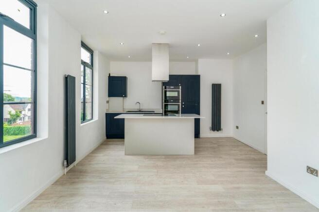 kitchen living..jpg