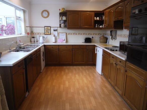 Fitted Kitchen