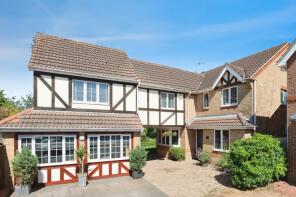 118, Victoria Avenue, Rayleigh SS6 9DB