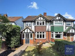 33, Court Close, Twickenham TW2 5JH