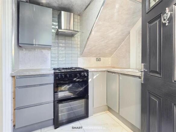 3 bed House for sale Image 6