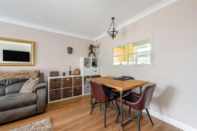 Sitting/Dining Room