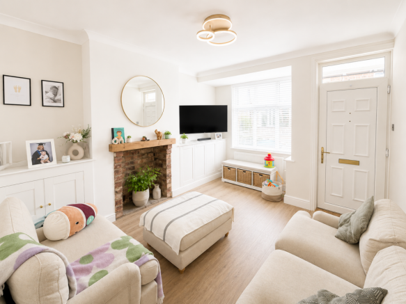 2 bed Terraced for sale Image 5
