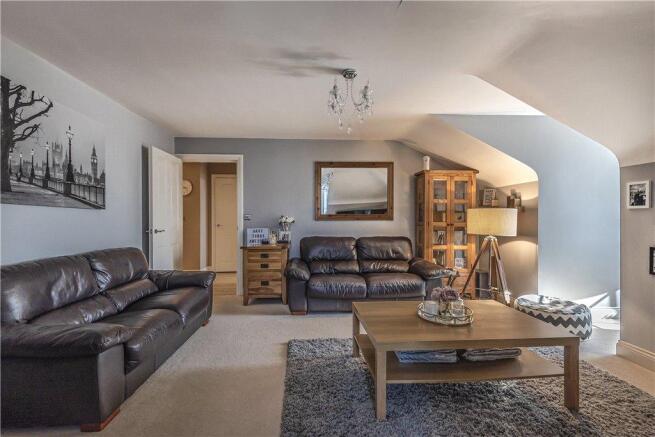 Sitting/Dining Room