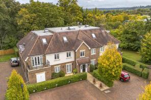 9, Bisham House, Woodside Gardens, Marlow SL7 1FQ