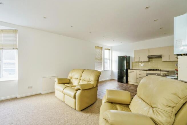 Lounge / Kitchen