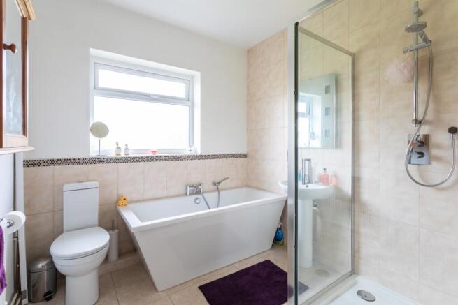 Bathroom1