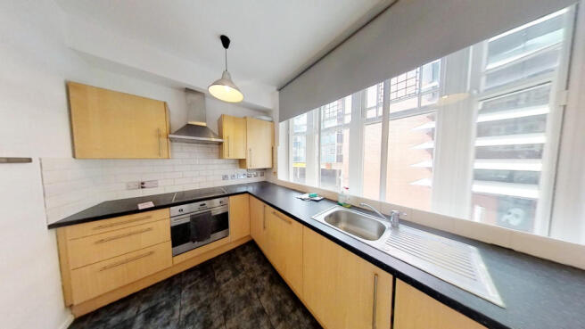 Kitchen 2.jpg